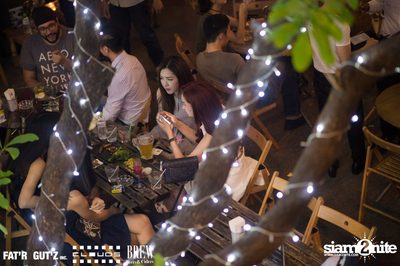 Seenspace Invasion ที่ร้าน Clouds, Fat'R Gut'z และ BREW Beers & Ciders — photo 123