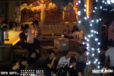 Seenspace Invasion ที่ร้าน Clouds, Fat'R Gut'z และ BREW Beers & Ciders — photo 125