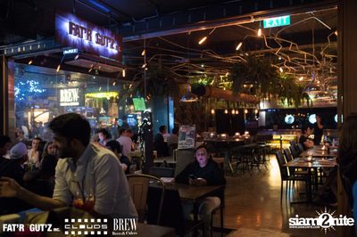 Seenspace Invasion ที่ร้าน Clouds, Fat'R Gut'z และ BREW Beers & Ciders — photo 142