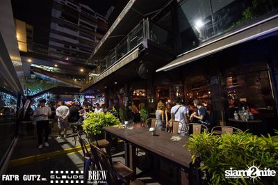 Seenspace Invasion ที่ร้าน Clouds, Fat'R Gut'z และ BREW Beers & Ciders — photo 157