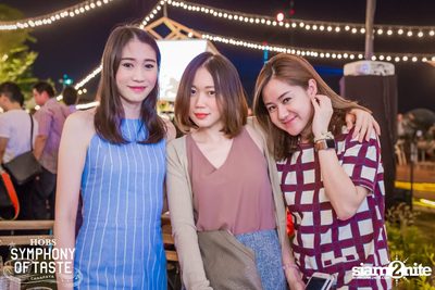 Countdown Celebration to 2016 ที่ HOBS, คณาพญา — photo 41