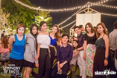 Countdown Celebration to 2016 ที่ HOBS, คณาพญา — photo 44