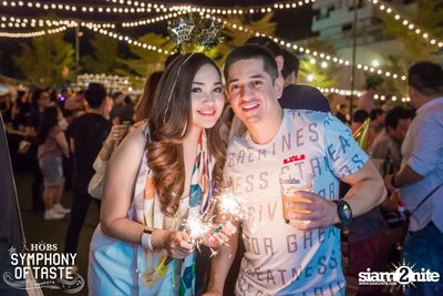 Countdown Celebration to 2016 ที่ HOBS, คณาพญา — photo 84
