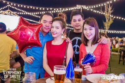 Countdown Celebration to 2016 ที่ HOBS, คณาพญา — photo 181