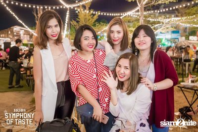 Countdown Celebration to 2016 ที่ HOBS, คณาพญา — photo 192