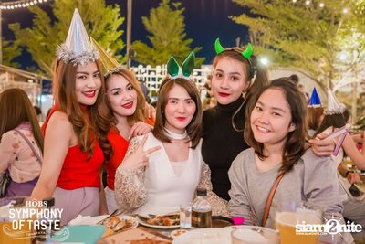 Countdown Celebration to 2016 ที่ HOBS, คณาพญา — photo 197