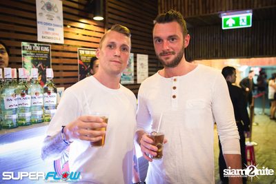 NYE 2016 Open Air White Party | Kid Chris at Superflow — photo 7