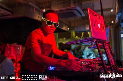 Seenspace New Year's Eve กับ Tech 12 และ DJ Remi — photo 14