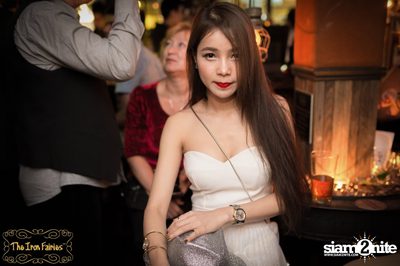 New Year's Eve Party กับ Keithen Carter ที่ ดิ ไอร่อน แฟรี่ — photo 18