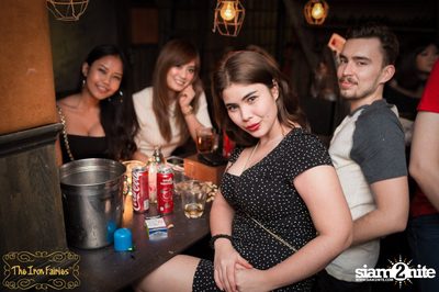 New Year's Eve Party กับ Keithen Carter ที่ ดิ ไอร่อน แฟรี่ — photo 53