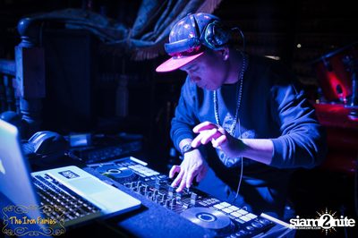 New Year's Eve Party กับ Keithen Carter ที่ ดิ ไอร่อน แฟรี่ — photo 65