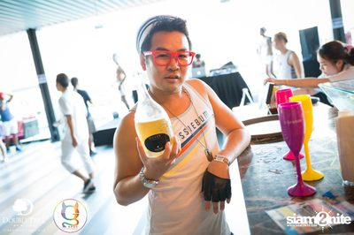 G-Spot เสนอ Special New Year Splash Out Pool Party — photo 47