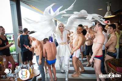 G-Spot เสนอ Special New Year Splash Out Pool Party — photo 78