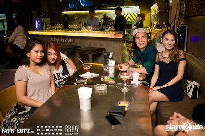 Seenspace Invasion ที่ร้าน Clouds, Fat'R Gut'z และ BREW Beers & Ciders — photo 5