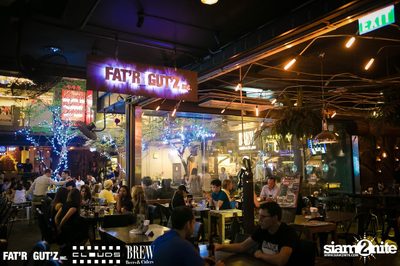 Seenspace Invasion ที่ร้าน Clouds, Fat'R Gut'z และ BREW Beers & Ciders — photo 19