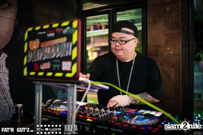 Seenspace Invasion ที่ร้าน Clouds, Fat'R Gut'z และ BREW Beers & Ciders — photo 29