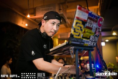 Seenspace Invasion ที่ร้าน Clouds, Fat'R Gut'z และ BREW Beers & Ciders — photo 40