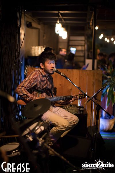 Friday Night at Grease Bangkok, Sukhumvit Soi 49 — photo 29