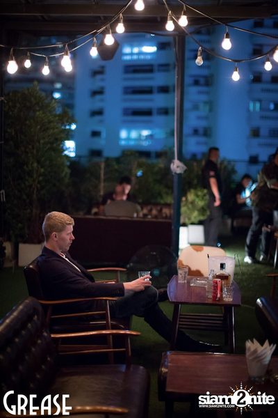 Friday Night at Grease Bangkok, Sukhumvit Soi 49 — photo 74