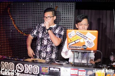 Friday Night at Grease Bangkok, Sukhumvit Soi 49 — photo 83