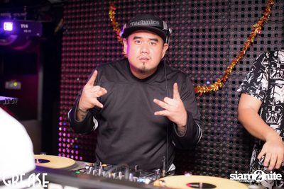 Friday Night at Grease Bangkok, Sukhumvit Soi 49 — photo 88