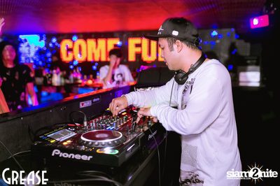 Saturday Night with Come Full Party at Grease — photo 89