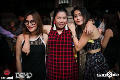 Demo ร่วมกับ Funky Villa นำเสนอ Back to School Party (อัลบั้มที่ 1) — photo 67