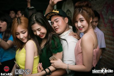 Demo ร่วมกับ Funky Villa นำเสนอ Back to School Party (อัลบั้มที่ 1) — photo 144