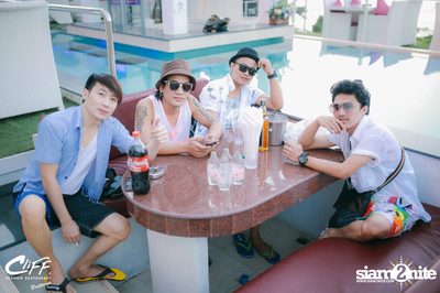Ping & Season Chill Pool Party at Cliff Seaview Restaurant — photo 15