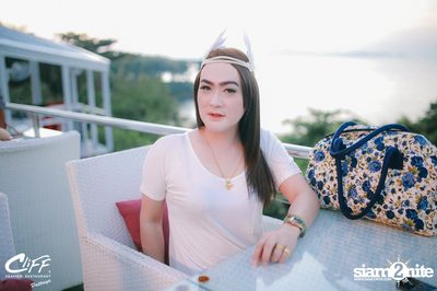 Ping & Season Chill Pool Party at Cliff Seaview Restaurant — photo 18