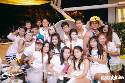Ping & Season Chill Pool Party at Cliff Seaview Restaurant — photo 45