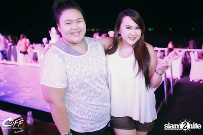 Ping & Season Chill Pool Party at Cliff Seaview Restaurant — photo 70