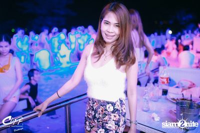 Ping & Season Chill Pool Party at Cliff Seaview Restaurant — photo 92