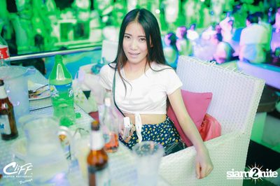 Ping & Season Chill Pool Party at Cliff Seaview Restaurant — photo 93