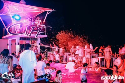 Ping & Season Chill Pool Party at Cliff Seaview Restaurant — photo 100