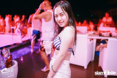 Ping & Season Chill Pool Party at Cliff Seaview Restaurant — photo 102