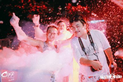 Ping & Season Chill Pool Party at Cliff Seaview Restaurant — photo 104