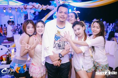 Ping & Season Chill Pool Party at Cliff Seaview Restaurant — photo 105