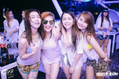 Ping & Season Chill Pool Party at Cliff Seaview Restaurant — photo 112