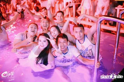 Ping & Season Chill Pool Party at Cliff Seaview Restaurant — photo 115