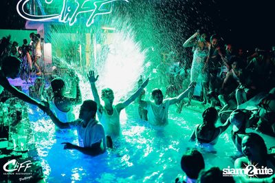 Ping & Season Chill Pool Party at Cliff Seaview Restaurant — photo 119
