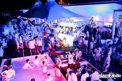 Ping & Season Chill Pool Party at Cliff Seaview Restaurant — photo 139