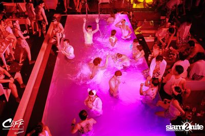 Ping & Season Chill Pool Party at Cliff Seaview Restaurant — photo 140
