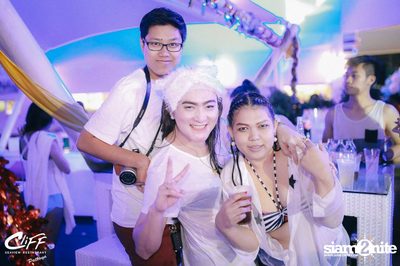 Ping & Season Chill Pool Party at Cliff Seaview Restaurant — photo 172