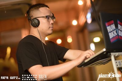 Seenspace Invasion ที่ร้าน Clouds, Fat'R Gut'z และ BREW Beers & Ciders — photo 3