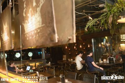 Seenspace Invasion ที่ร้าน Clouds, Fat'R Gut'z และ BREW Beers & Ciders — photo 40
