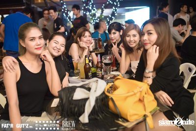 Seenspace Invasion ที่ร้าน Clouds, Fat'R Gut'z และ BREW Beers & Ciders — photo 57