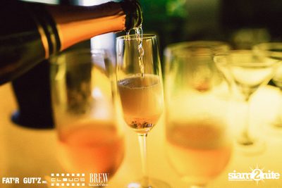 Seenspace Invasion ที่ร้าน Clouds, Fat'R Gut'z และ BREW Beers & Ciders — photo 61