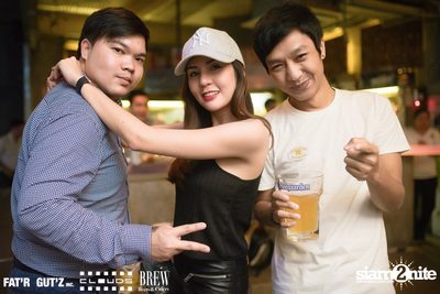 Seenspace Invasion ที่ร้าน Clouds, Fat'R Gut'z และ BREW Beers & Ciders — photo 81