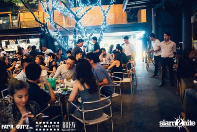 Seenspace Invasion ที่ร้าน Clouds, Fat'R Gut'z และ BREW Beers & Ciders — photo 92